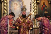17-Архипастырский визит в Семипалатинск. Литургия Преждеосвященных Даров в Спасо-Воскресенском кафедральном соборе