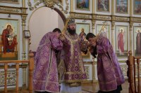 5-Служение епископа Амфилохия в день Изнесения честных древ Животворящего Креста Господня