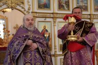 16-Служение епископа Амфилохия в день Изнесения честных древ Животворящего Креста Господня