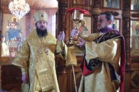 15-Преосвященный епископ Амфилохий совершил Воскресную литургию в Покровской церкви города Усть-Каменогорска