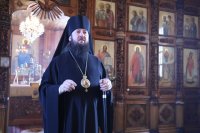 17-Преосвященный епископ Амфилохий совершил Воскресную литургию в Покровской церкви города Усть-Каменогорска