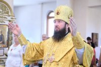 5-Служение епископа Амфилохия в Неделю всех святых