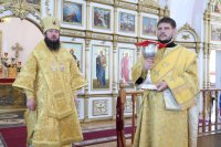 19-Служение епископа Амфилохия в Неделю всех святых
