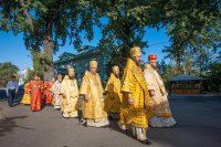 1-Преосвященный епископ Амфилохий принял участие в торжестве в честь новомучеников и исповедников Казахстанских в Алма-Ате