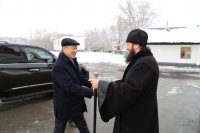 1-Аким Восточно-Казахстанской области Д.К.Ахметов посетил Андреевский кафедральный собор Усть-Каменогорска