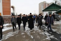 5-Аким Восточно-Казахстанской области Д.К.Ахметов посетил Андреевский кафедральный собор Усть-Каменогорска