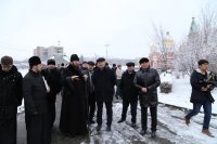 12-Аким Восточно-Казахстанской области Д.К.Ахметов посетил Андреевский кафедральный собор Усть-Каменогорска