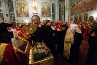 6-Завершилось пребывание Пояса Пресвятой Богородицы в Астраханской митрополии. Святыня прибыла в Костанай