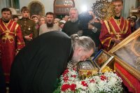9-Завершилось пребывание Пояса Пресвятой Богородицы в Астраханской митрополии. Святыня прибыла в Костанай