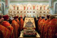 12-Завершилось пребывание Пояса Пресвятой Богородицы в Астраханской митрополии. Святыня прибыла в Костанай