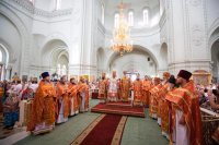 10-Митрополит Астанайский и Казахстанский Александр и митрополит Астраханский и Камызякский Иона возглавили церковные торжества по случаю принесения Пояса Богородицы в Астрахань