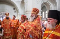 12-Митрополит Астанайский и Казахстанский Александр и митрополит Астраханский и Камызякский Иона возглавили церковные торжества по случаю принесения Пояса Богородицы в Астрахань
