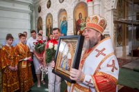 45-Митрополит Астанайский и Казахстанский Александр и митрополит Астраханский и Камызякский Иона возглавили церковные торжества по случаю принесения Пояса Богородицы в Астрахань