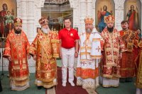 46-Митрополит Астанайский и Казахстанский Александр и митрополит Астраханский и Камызякский Иона возглавили церковные торжества по случаю принесения Пояса Богородицы в Астрахань