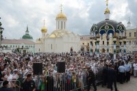 9-Преосвященный Амфилохий, епископ Усть-Каменогорский и Семипалатинский, принял участие в торжествах, посвященных 700-летию со дня рождения преподобного Сергия Радонежского, в Свято-Троицкой Сергиевой лавре