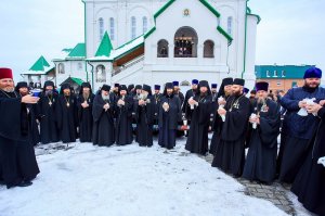 Епископ Амфилохий принял участие в торжествах, посвященных 20-летию возрождения Барнаульской и Алтайской епархии