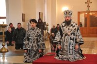 9-Соборное служение Литургии Преждеосвященных Даров в главном кафедральном храме епархии