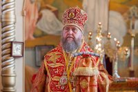 20-Православные верующие Костанайского края - житницы Казахстана – совершают молитву перед честным Поясом Богородицы