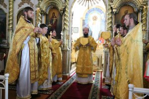 Преосвященный Епископ Амфилохий возглавил Божественную литургию в Спасо-Воскресенском кафедральном соборе г.Семипалатинска