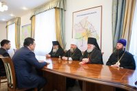 2-В ходе визита в Павлодар состоялась встреча митрополита Александра с акимом Павлодарской области