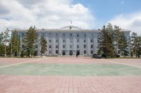 9-В ходе визита в Павлодар состоялась встреча митрополита Александра с акимом Павлодарской области