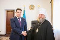 10-В ходе визита в Павлодар состоялась встреча митрополита Александра с акимом Павлодарской области