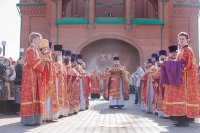 1-В день памяти апостола любви в Павлодаре состоялось праздничное богослужение по случаю принесения Пояса Богородицы