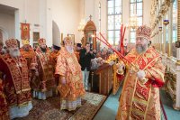 8-В день памяти апостола любви в Павлодаре состоялось праздничное богослужение по случаю принесения Пояса Богородицы