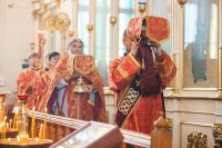 16-В день памяти апостола любви в Павлодаре состоялось праздничное богослужение по случаю принесения Пояса Богородицы