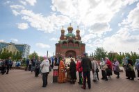 22-В день памяти апостола любви в Павлодаре состоялось праздничное богослужение по случаю принесения Пояса Богородицы