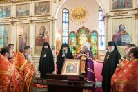 33-В день памяти апостола любви в Павлодаре состоялось праздничное богослужение по случаю принесения Пояса Богородицы