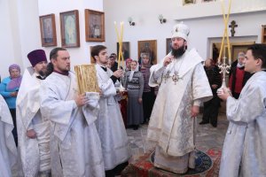 В храме во имя Архистратига Божия Михаила пос. Шульбинск Восточно-Казахстанской области молитвенно отметили престольное торжество