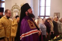4-Преосвященный епископ Амфилохий совершил Воскресную литургию в соборе Андрея Первозванного г.Усть-Каменогорска