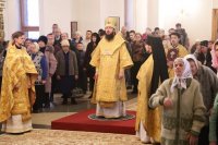 11-Преосвященный епископ Амфилохий совершил Воскресную литургию в соборе Андрея Первозванного г.Усть-Каменогорска
