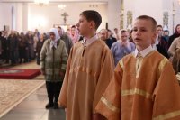 34-Преосвященный епископ Амфилохий совершил Воскресную литургию в соборе Андрея Первозванного г.Усть-Каменогорска