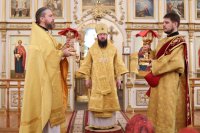44-Преосвященный епископ Амфилохий совершил Воскресную литургию в соборе Андрея Первозванного г.Усть-Каменогорска