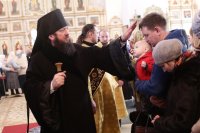 51-Преосвященный епископ Амфилохий совершил Воскресную литургию в соборе Андрея Первозванного г.Усть-Каменогорска