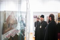 11-Митрополит Александр посетил выставку, посвященную 700-летию со дня рождения преподобного Сергия Радонежского