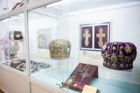 14-Митрополит Александр посетил выставку, посвященную 700-летию со дня рождения преподобного Сергия Радонежского