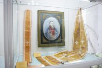 15-Митрополит Александр посетил выставку, посвященную 700-летию со дня рождения преподобного Сергия Радонежского