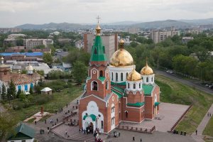 День памяти святителя Николая Мирликийского и принесение Пояса Богородицы молитвенно почтили в Усть-Каменогорске