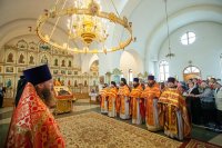 9-День памяти святителя Николая Мирликийского и принесение Пояса Богородицы молитвенно почтили в Усть-Каменогорске