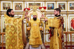 Служение епископа Амфилохия в Неделю всех святых в земле Русской просиявших