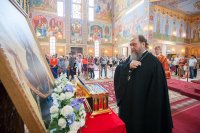 1-В день памяти равноапостольных Кирилла и Мефодия в Успенском соборе Астаны состоялся праздничный молебен
