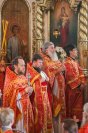 21-Верующие Семипалатинска поклоняются Поясу Богоматери