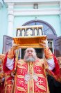 27-Верующие Семипалатинска поклоняются Поясу Богоматери