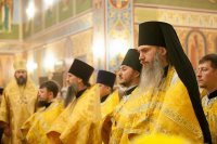 9-В Астану принесены честные мощи великомученицы Варвары. Литургия с участием епископа Усть-Каменогорского и Семипалатинского Амфилохия в главном храме страны