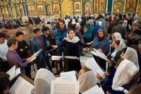 23-В Астану принесены честные мощи великомученицы Варвары. Литургия с участием епископа Усть-Каменогорского и Семипалатинского Амфилохия в главном храме страны