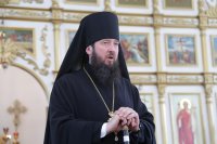 17-В воскресный день епископ Амфилохий совершил Божественную Литургию в кафедральном соборе