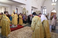 8-Служение епископа Амфилохия в Неделю по Воздвижении